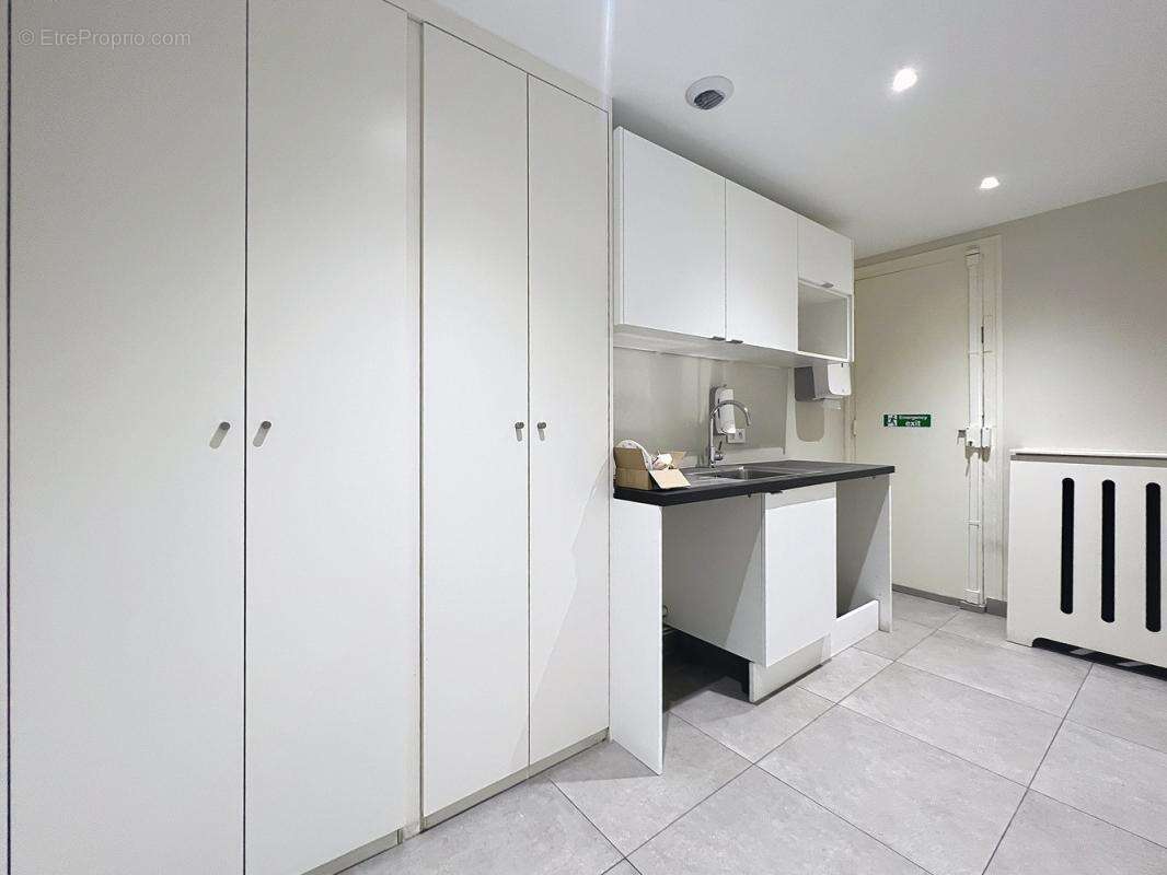 Appartement à PARIS-8E