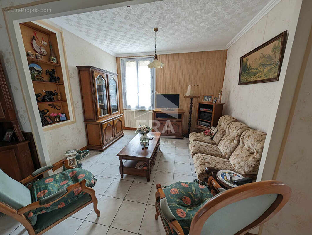 Maison à MONTPON-MENESTEROL