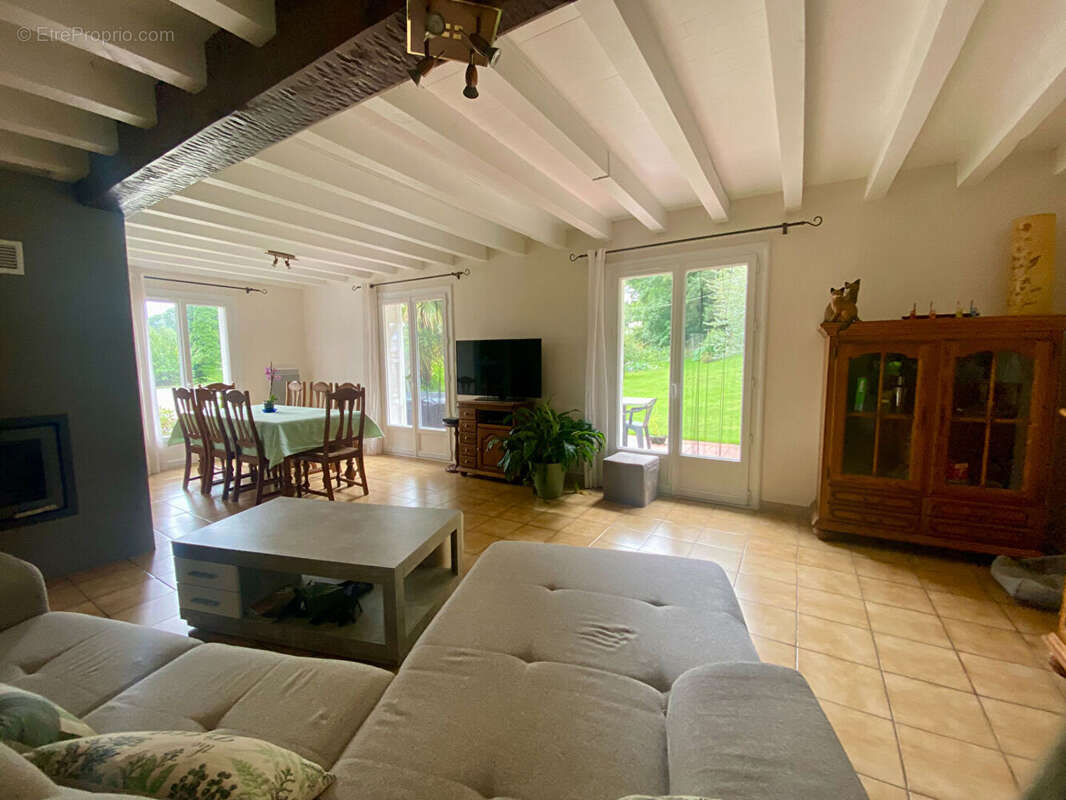 Maison à OLORON-SAINTE-MARIE