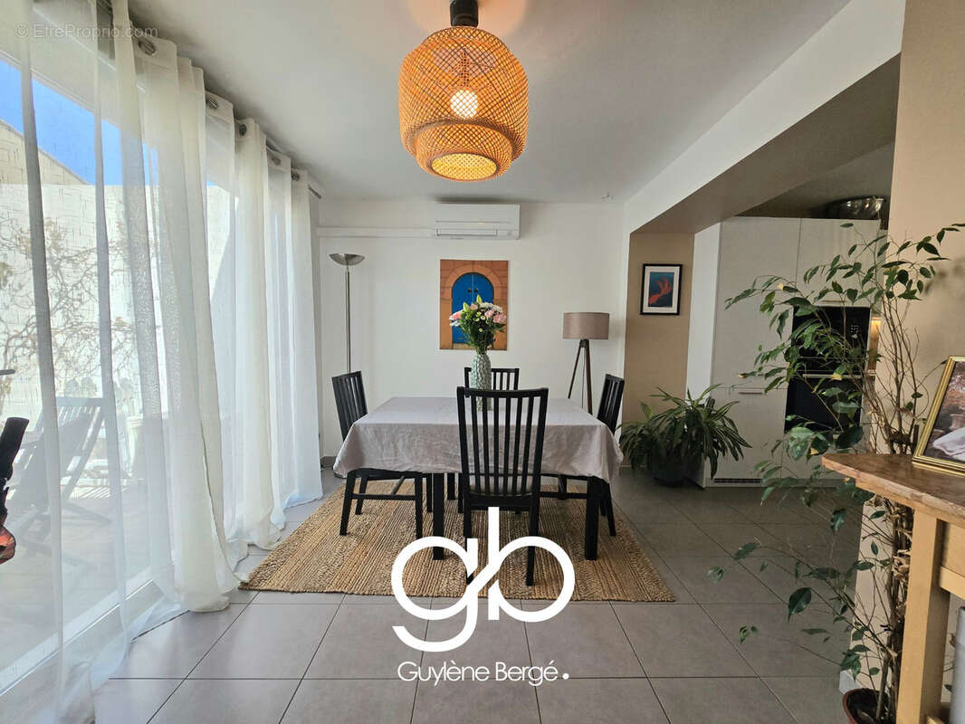 Maison à VILLENEUVE-LES-MAGUELONE