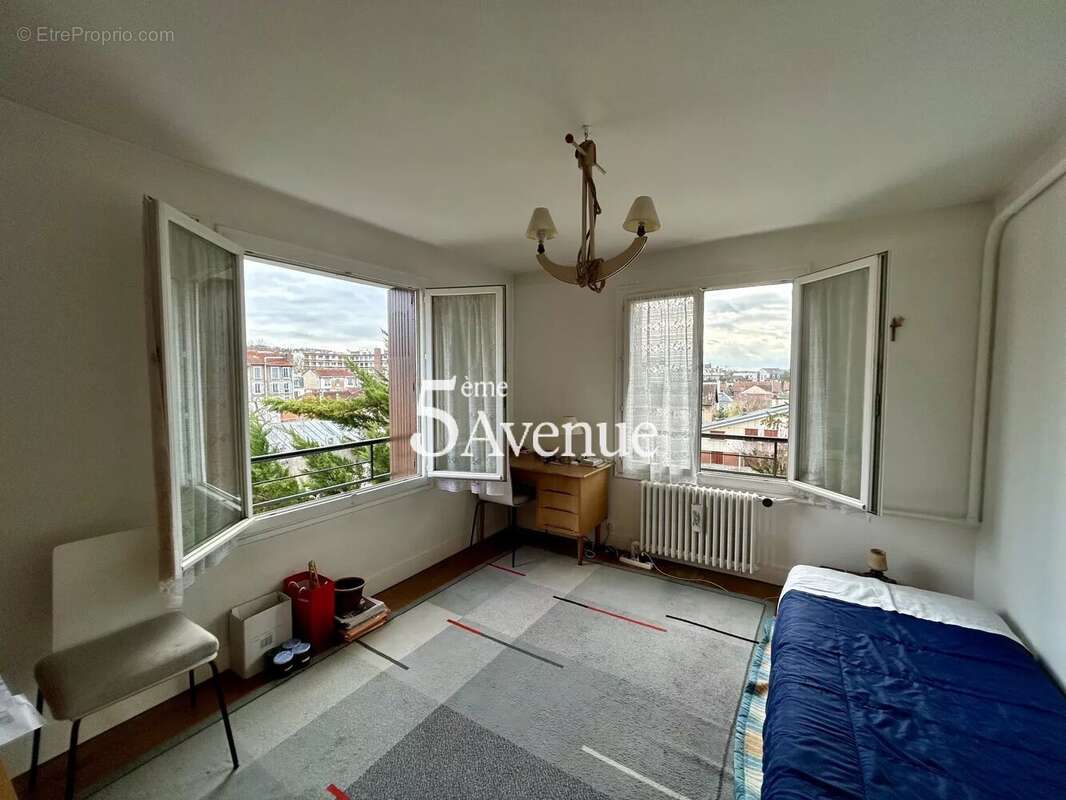 Appartement à SAINT-MAUR-DES-FOSSES