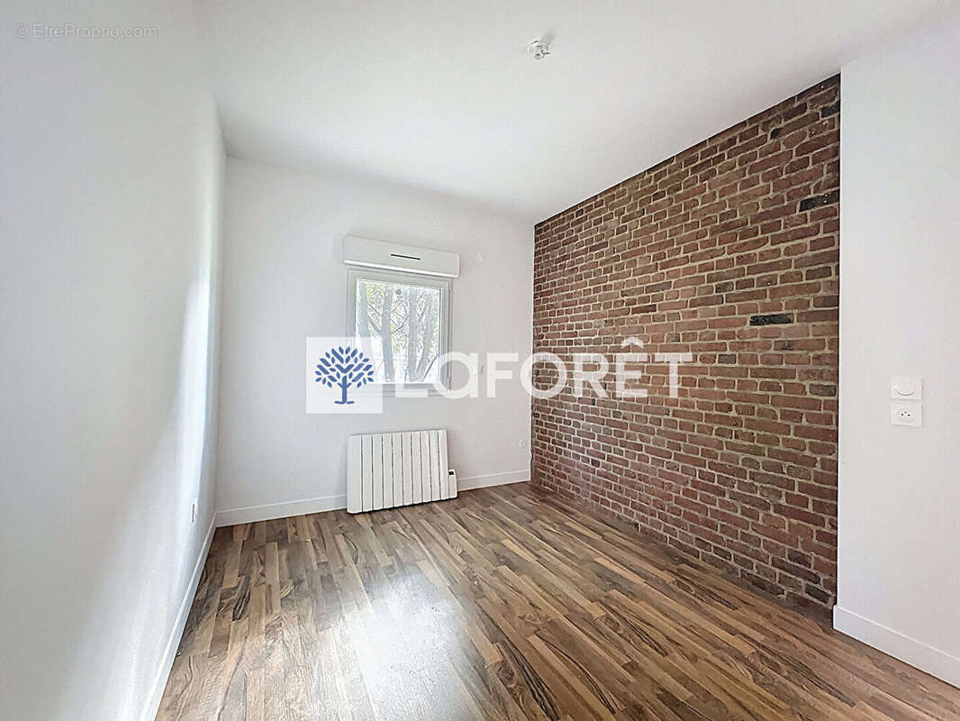 Appartement à LE MESNIL-ESNARD