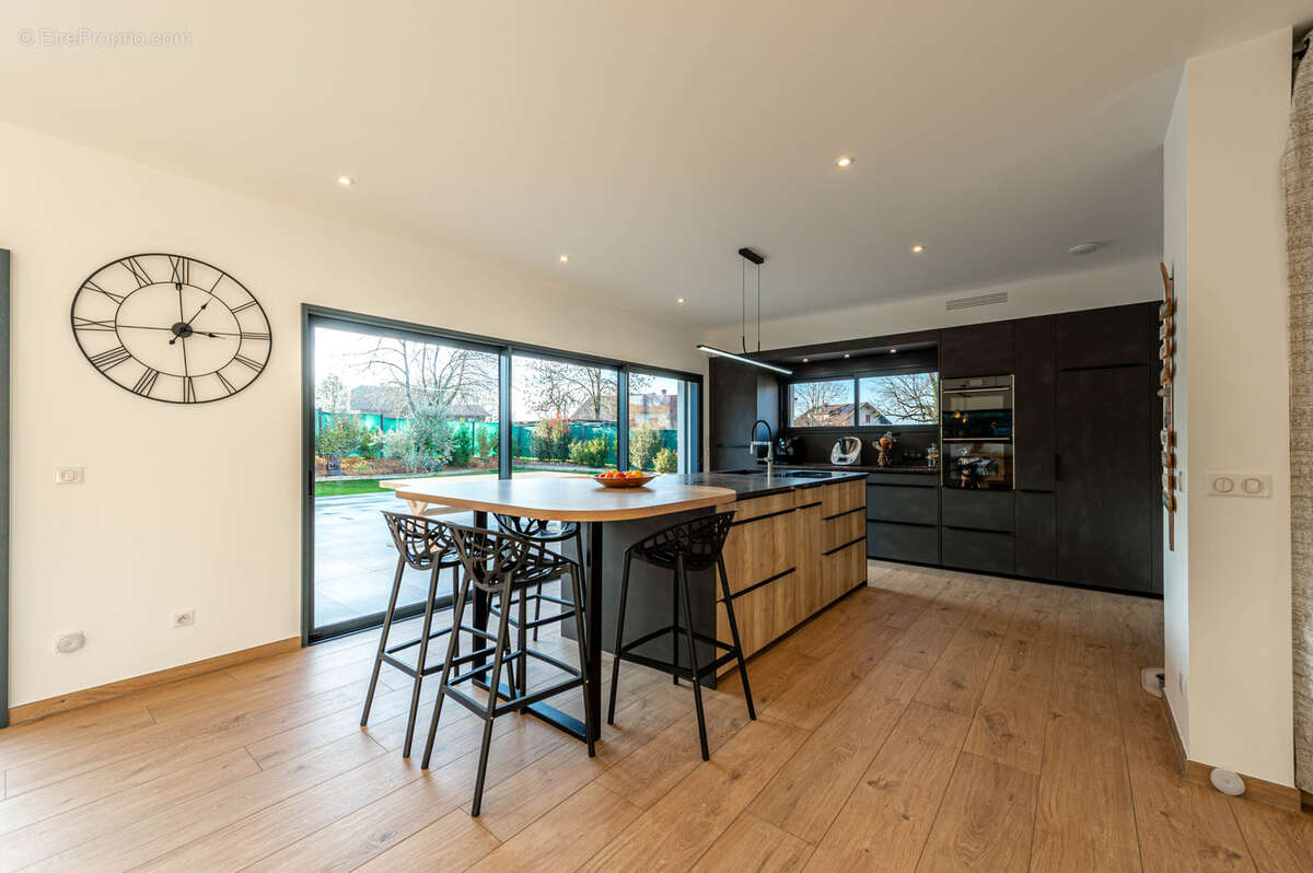 Maison à BRENTHONNE