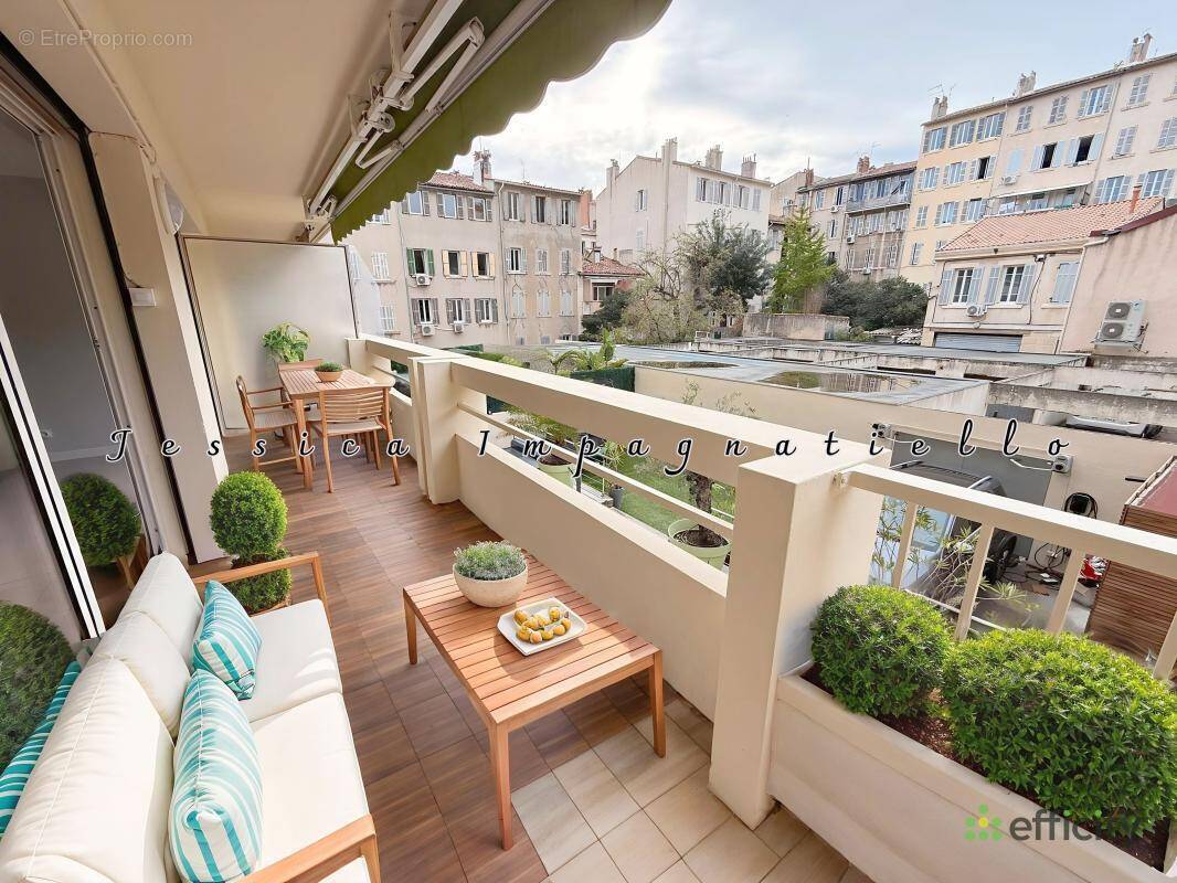 Appartement à MARSEILLE-8E
