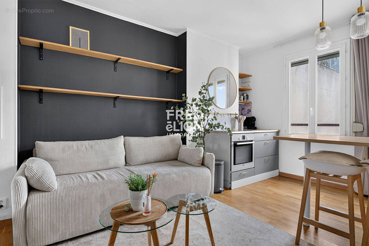 Appartement à NEUILLY-SUR-SEINE