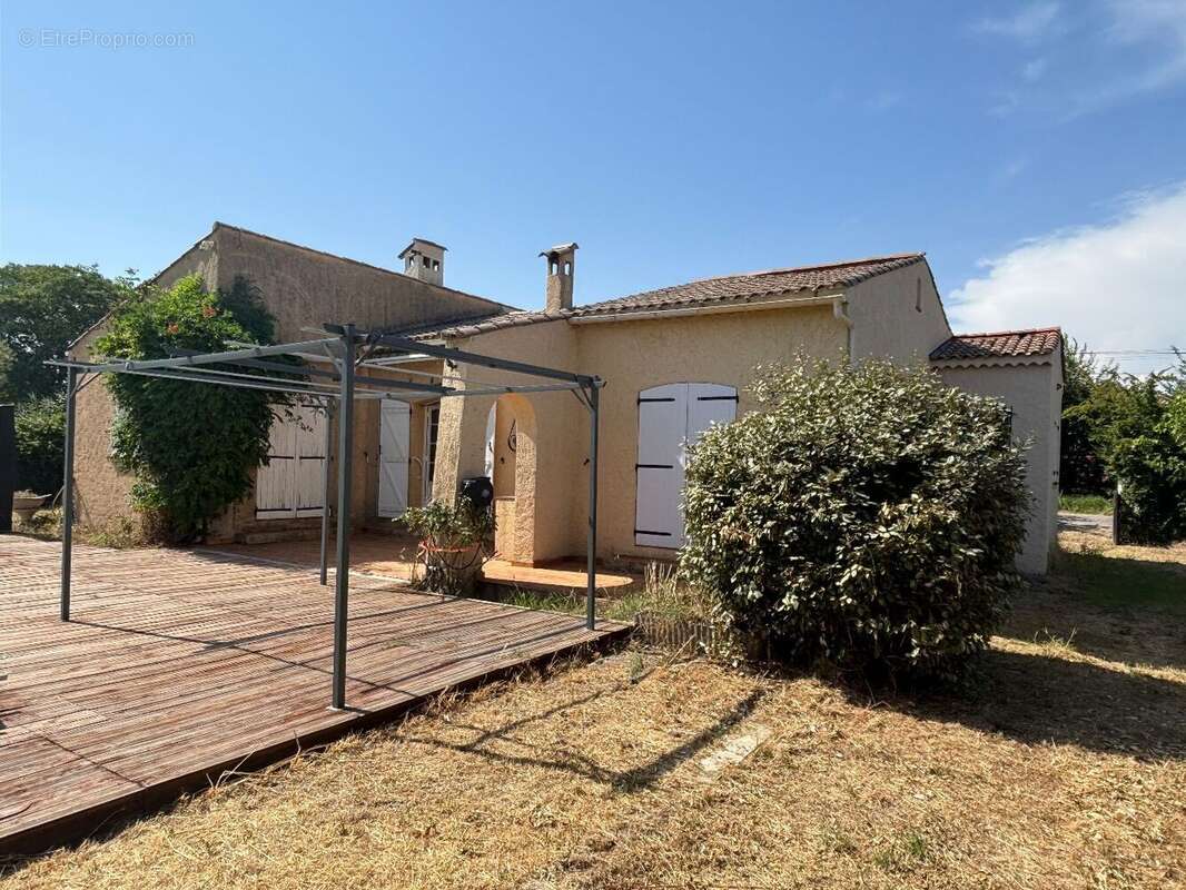 Maison 130 m² à Le Muy  - photo 6
