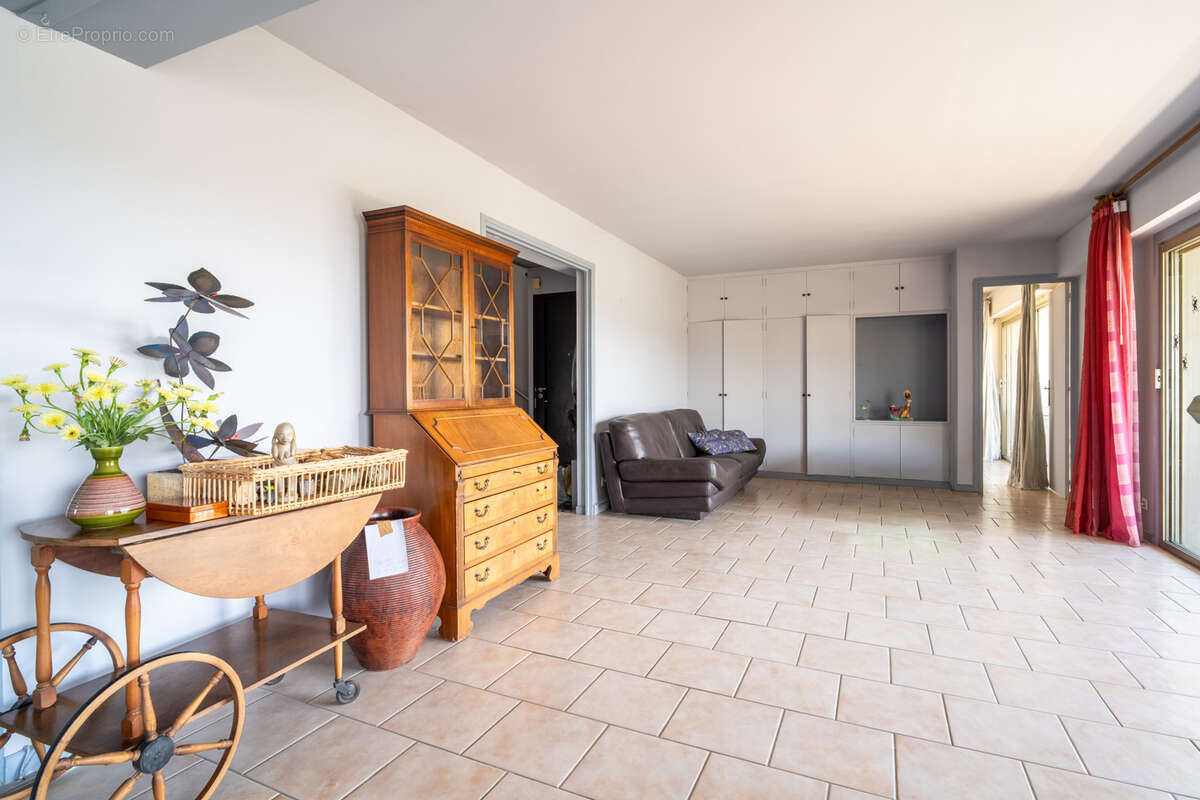 Appartement à HYERES