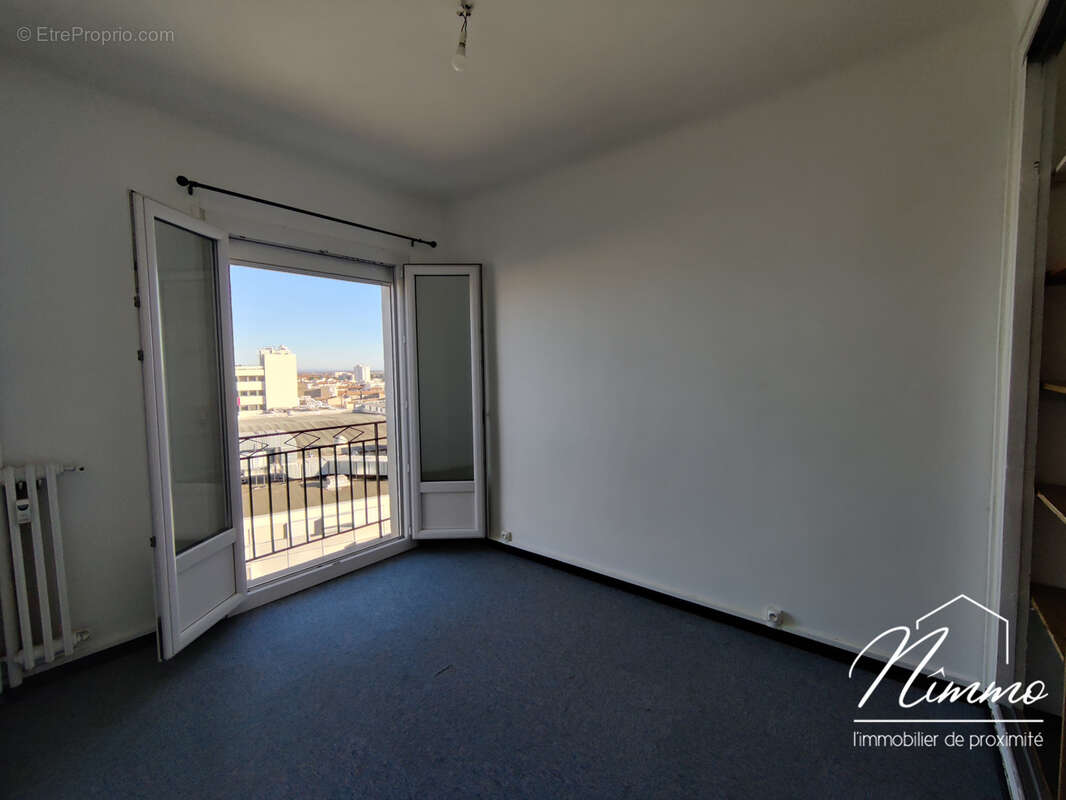 Appartement à NIMES
