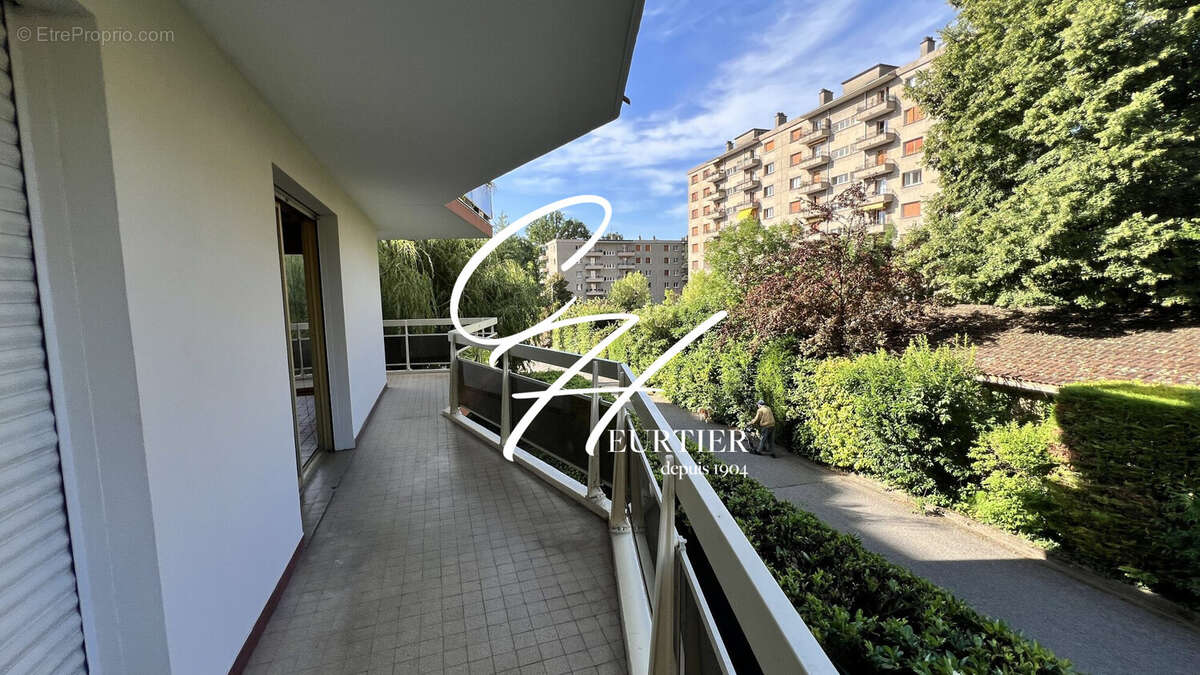 Appartement à MEYLAN