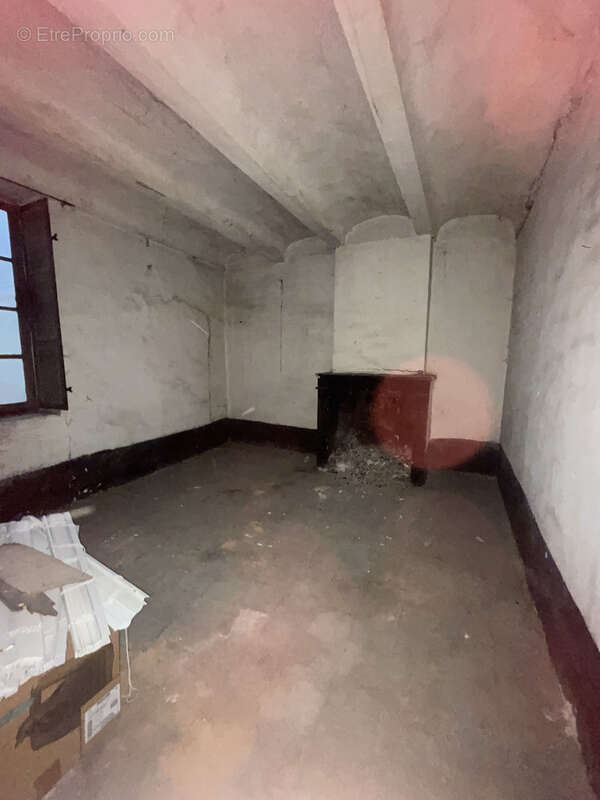Maison à SUMENE