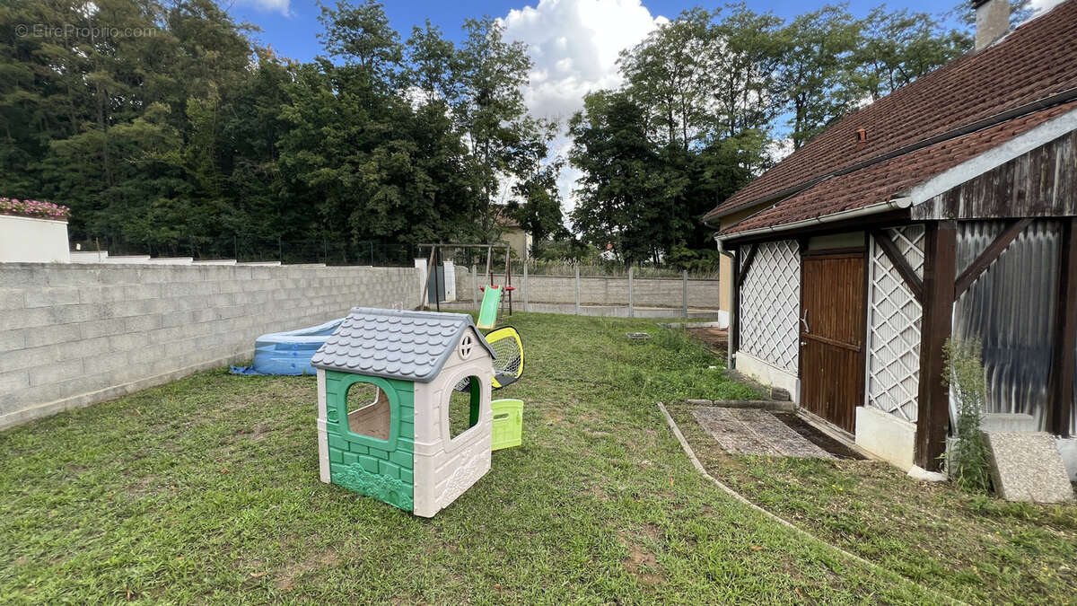 Maison à LA FERTE-ALAIS