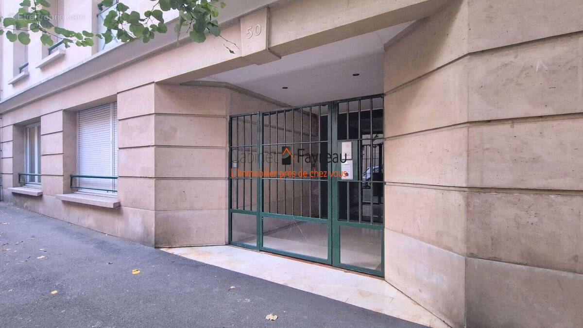 Parking à LE KREMLIN-BICETRE