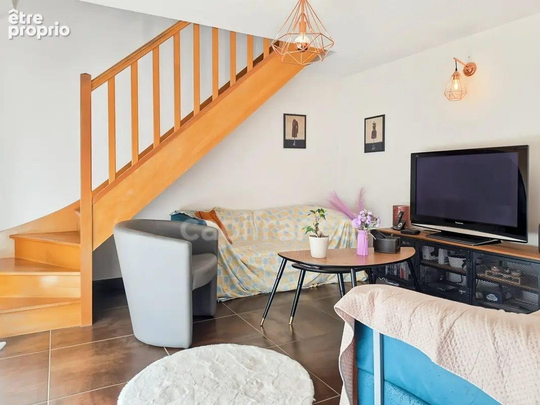 Un véritable espace de vie familial à Lombron : 210 m² et près de 3 000 m² de terrain - photo 7