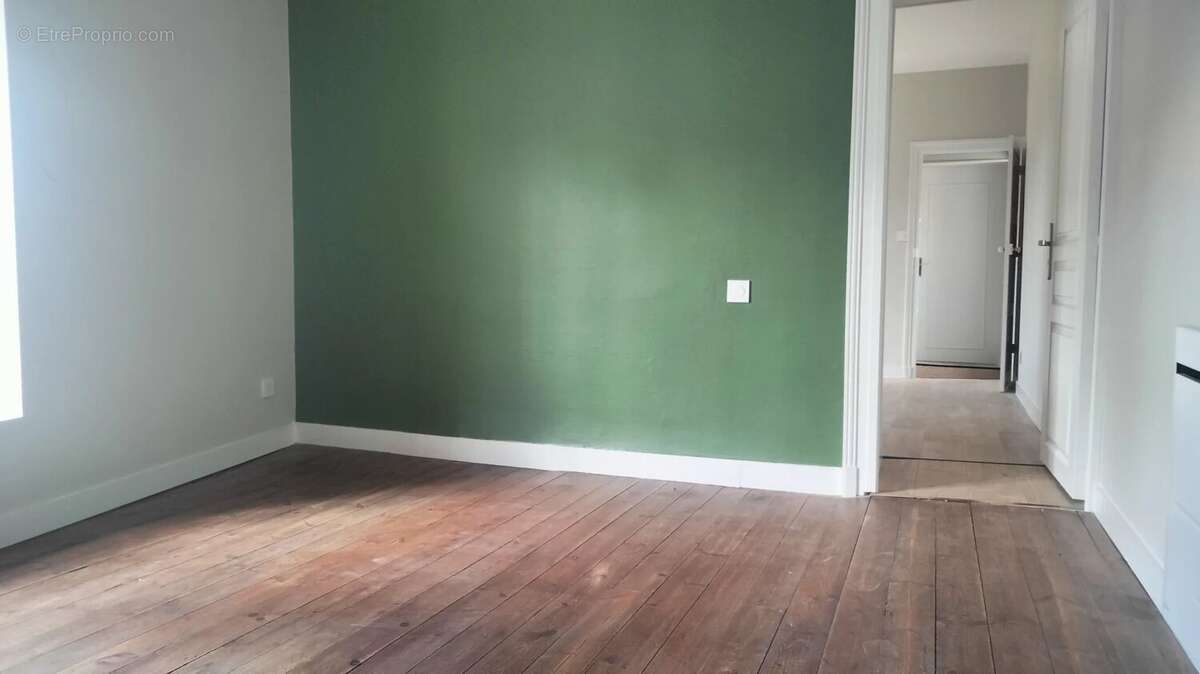 Maison à NEUVILLE-DE-POITOU