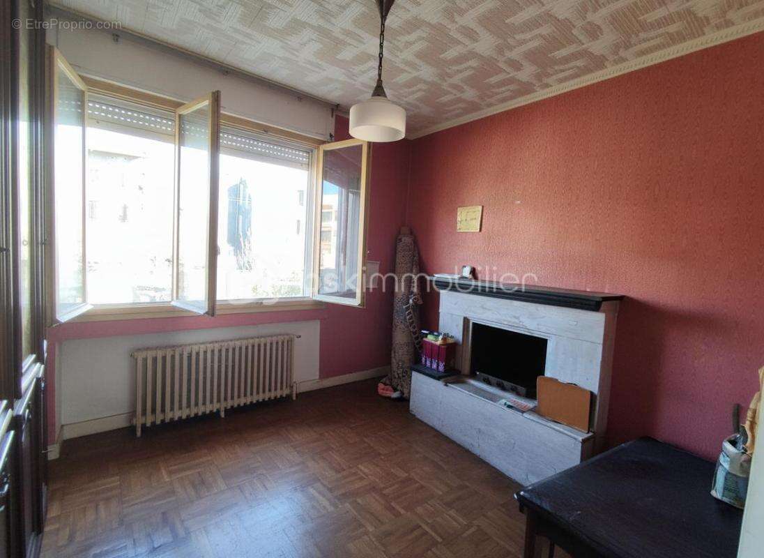 Grande maison avec appartement - photo 4