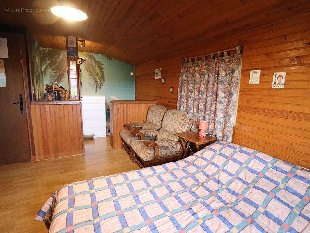 Maison Sauviat 5 pièce(s) 90 m2 environs + garage  et 7000m2 de terrain dont 3000 constructibles - photo 14