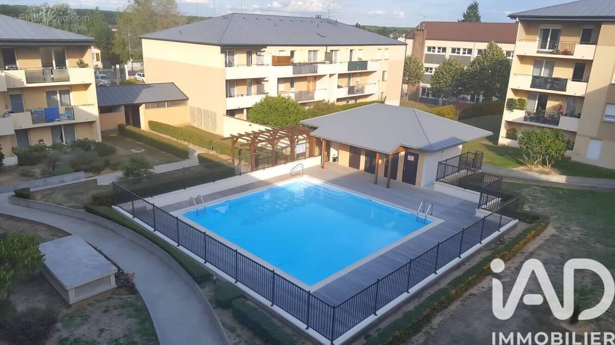 Photo 1 - Appartement à SAINT-FARGEAU-PONTHIERRY