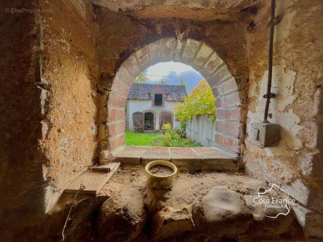 Maison à TANNERRE-EN-PUISAYE