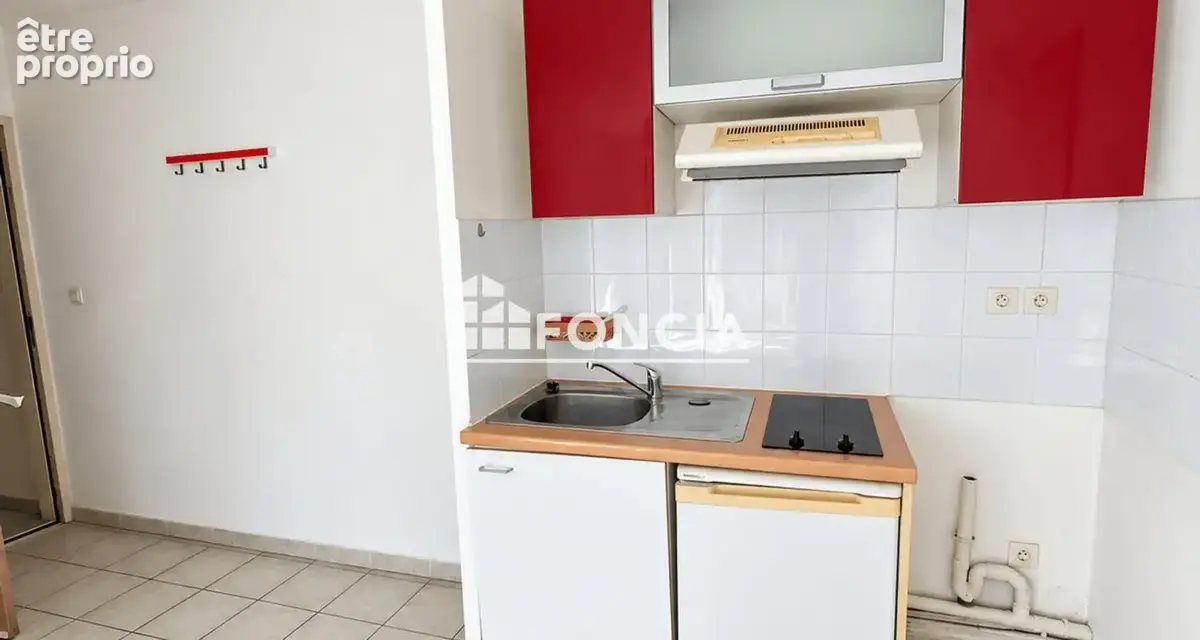 Appartement de type 2 dans une résidence fermée sécurisée avec Piscine - photo 3