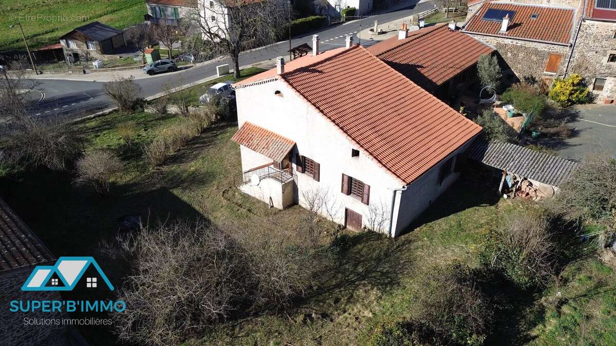 Maison à MAZEYRAT-D'ALLIER