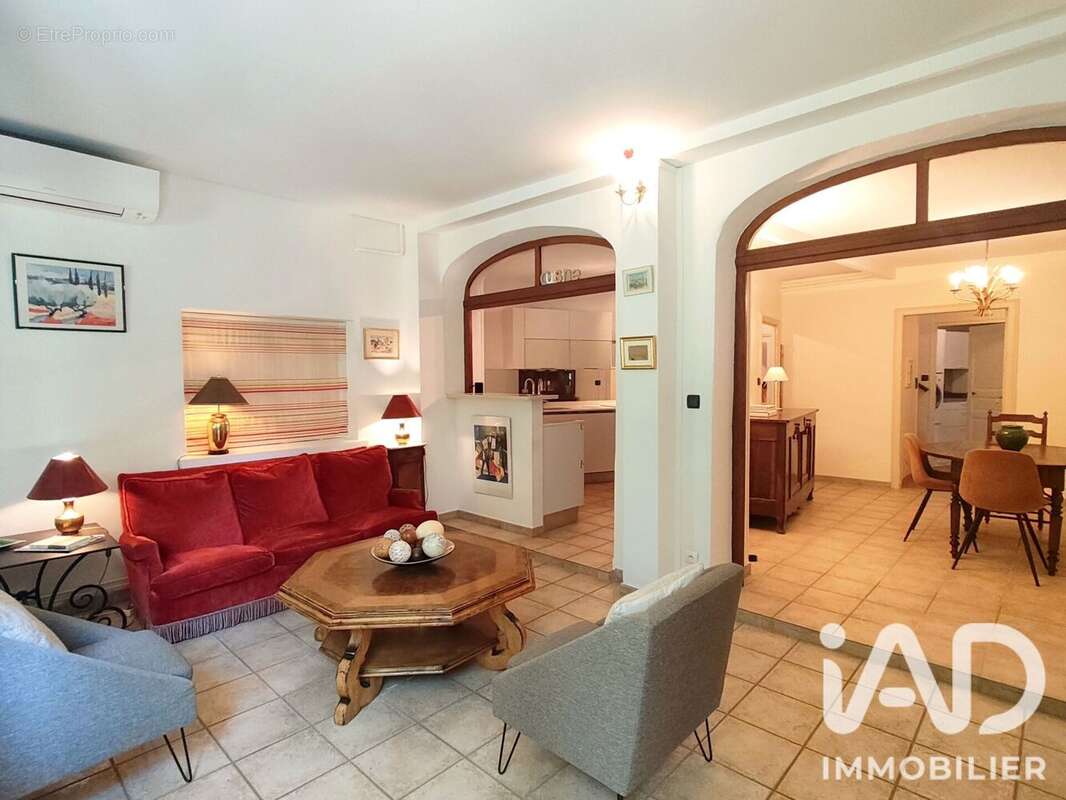 Maison 115 m² à Saint-Marcel-D'ardeche  - photo 7