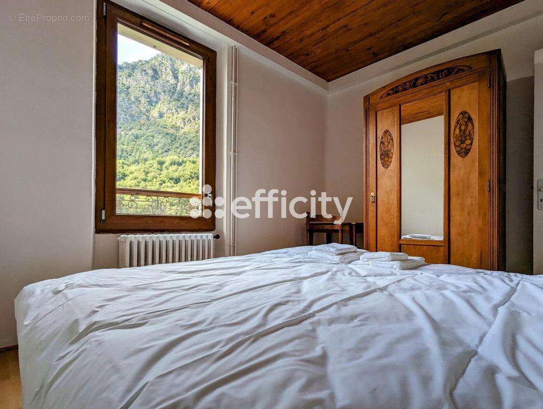 Appartement à SAINT-JACQUES-EN-VALGODEMARD