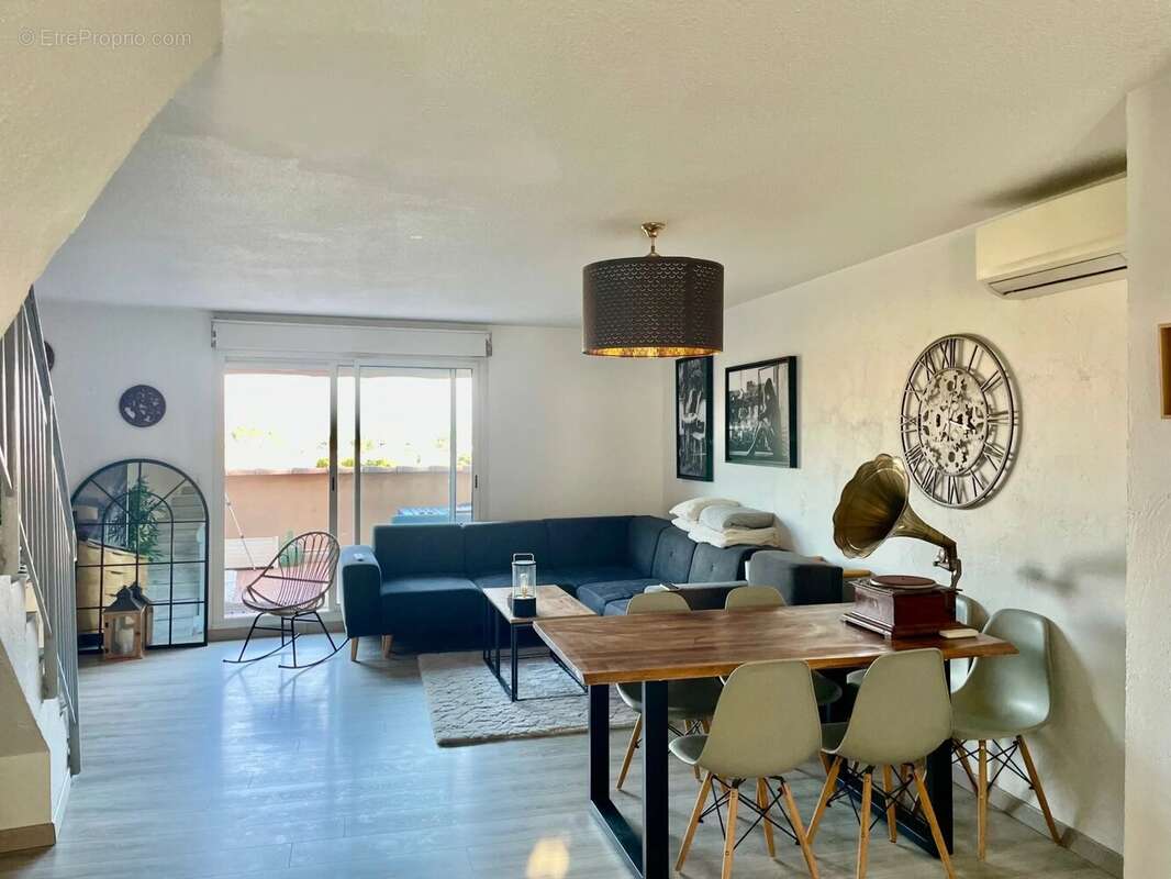 Appartement à LA GAUDE