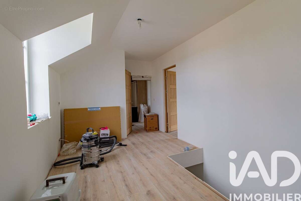 Photo 2 - Maison à LA GENEVRAYE