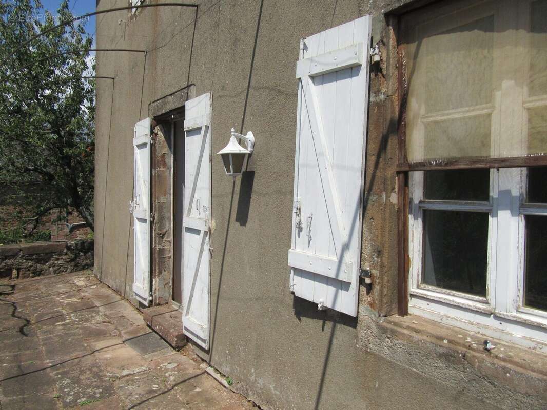Maison à SAINT-CHRISTOPHE-VALLON