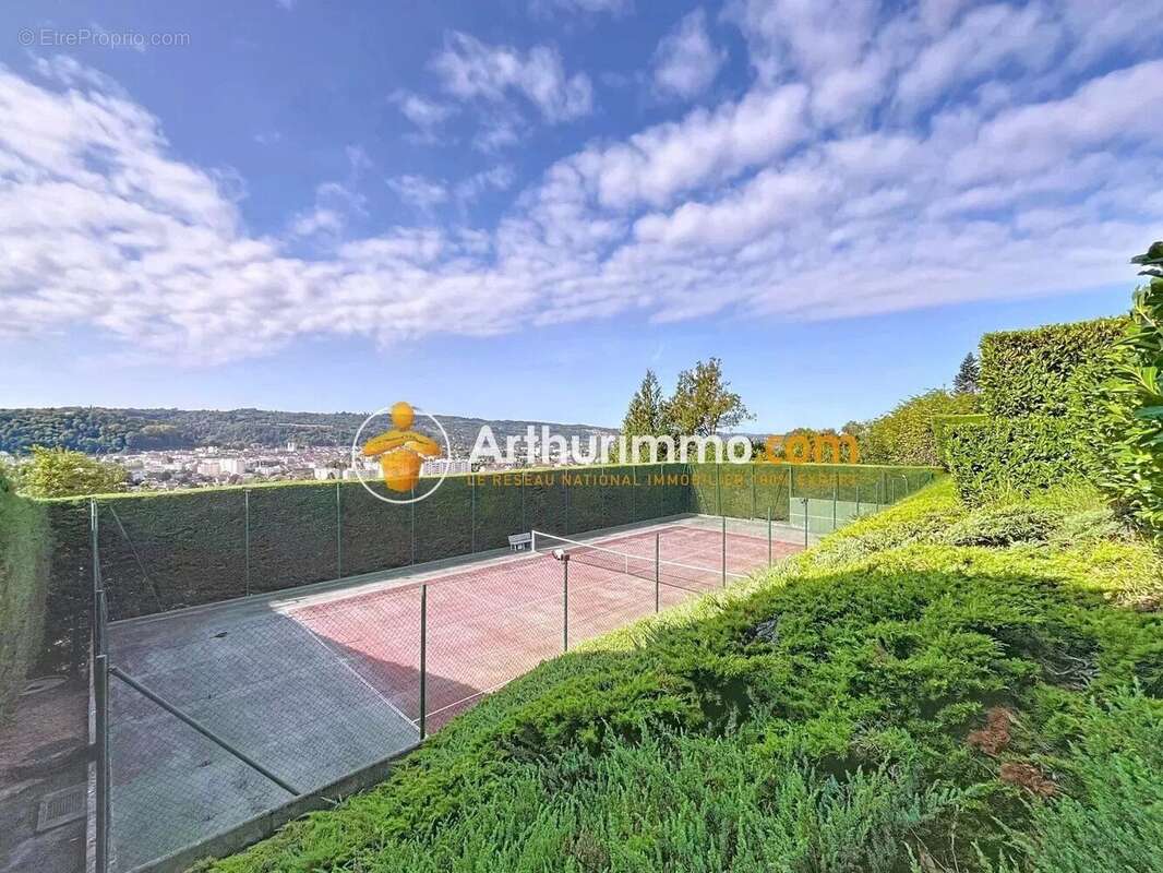 Maison à BOURGOIN-JALLIEU