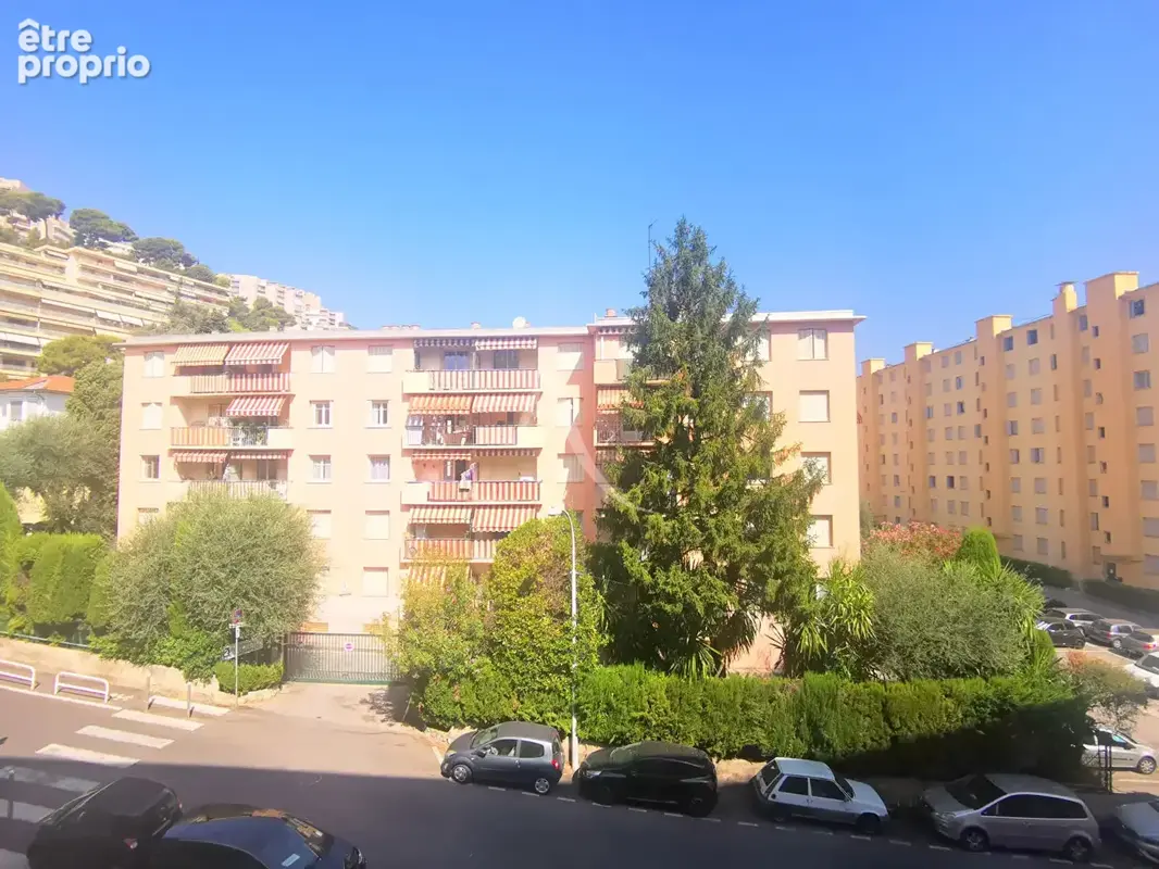 Cessole : studio au 4eme etage dans residence standing - photo 2