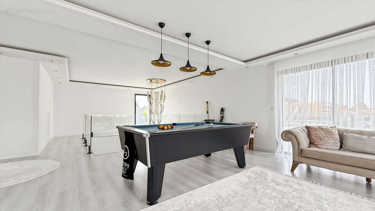 Maison à JOUE-LES-TOURS