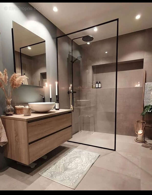 Appartement à COUPVRAY