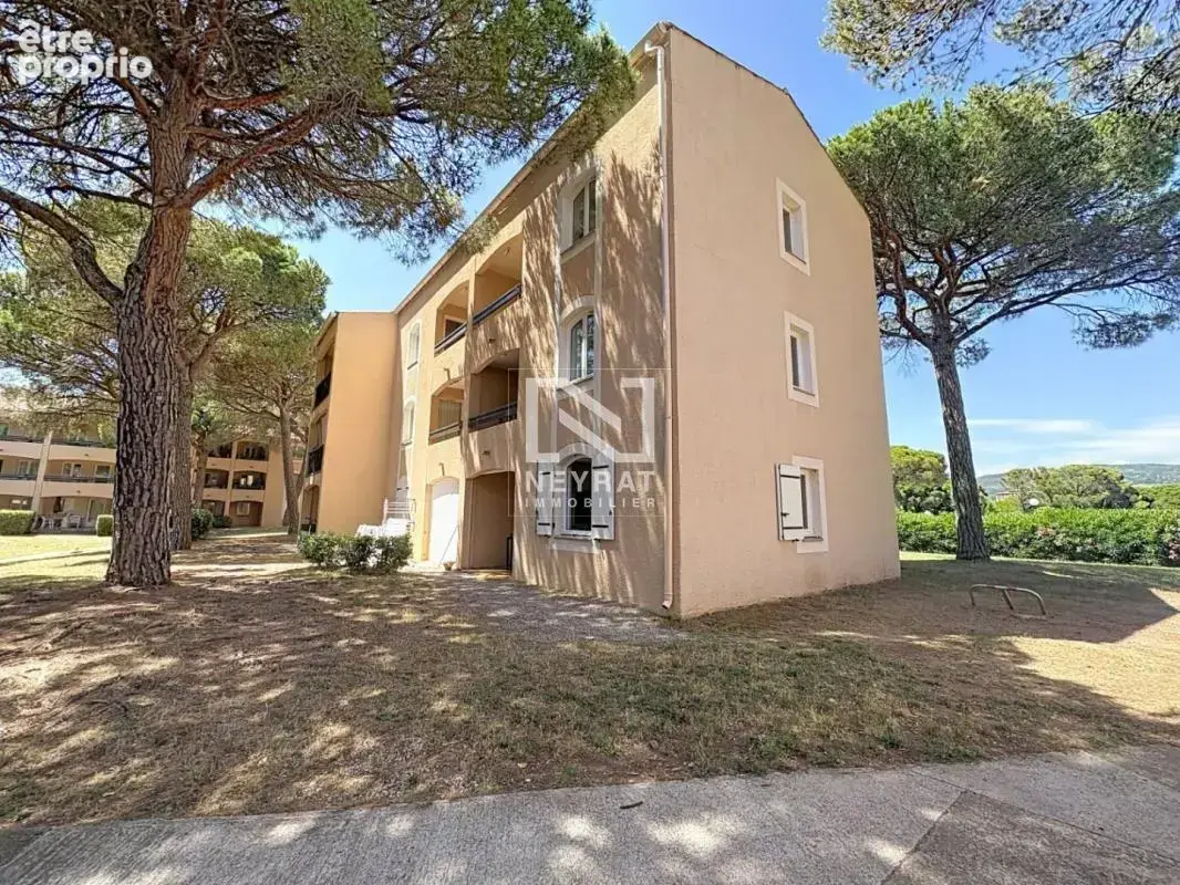 Appartement à SAINT-RAPHAEL