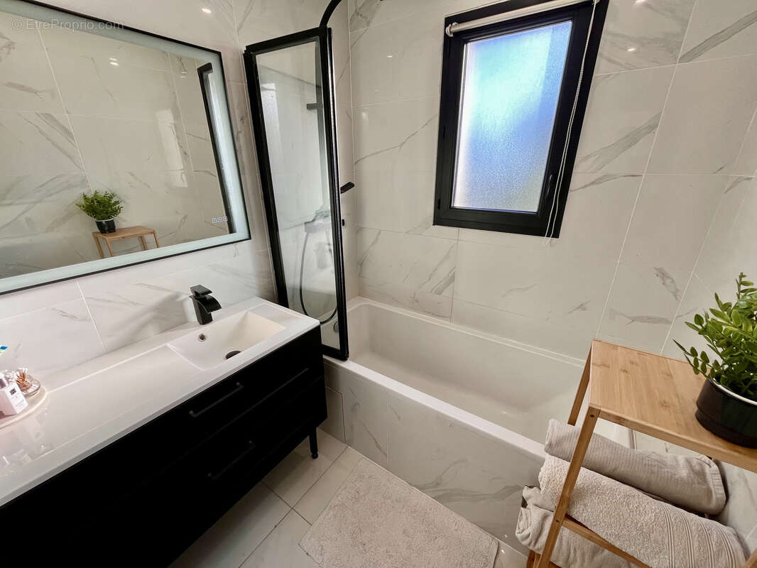 Maison à REMILLY-SUR-TILLE