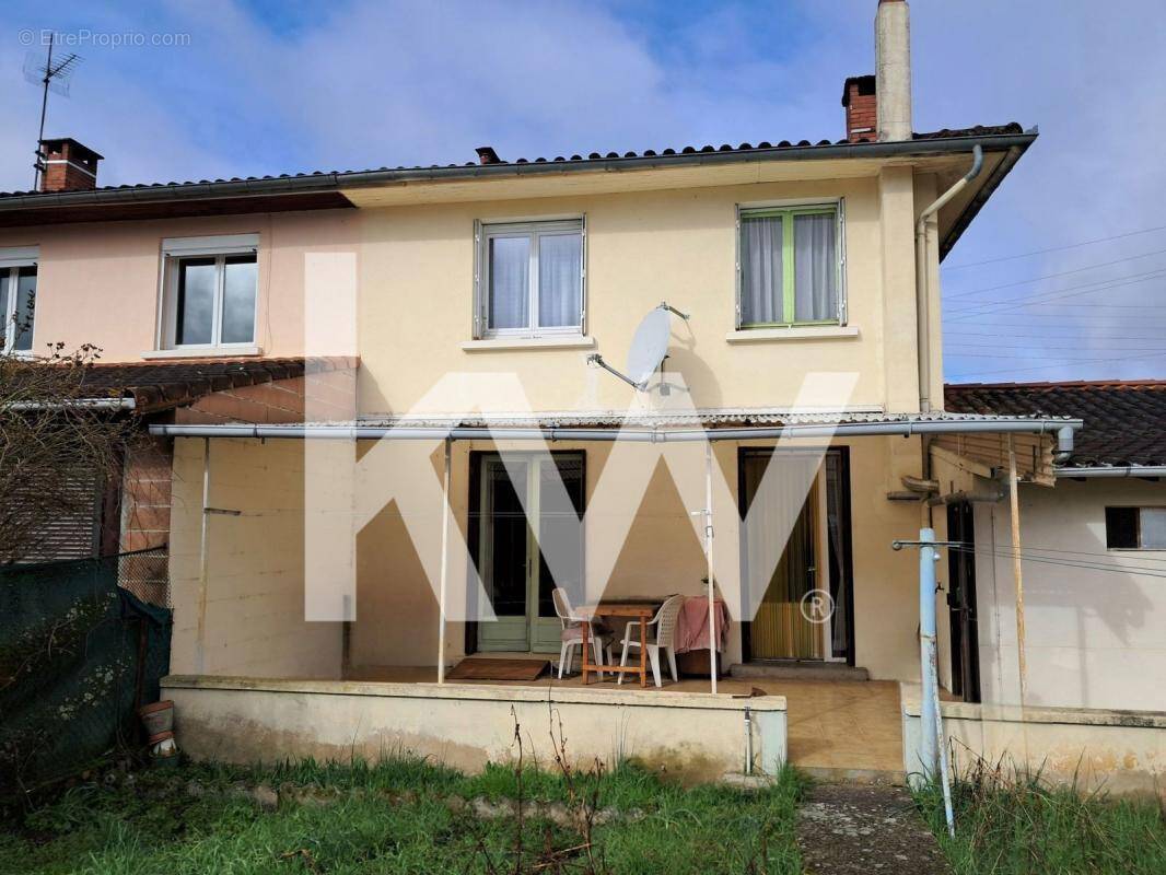 Maison à SAINT-BENOIT-DE-CARMAUX