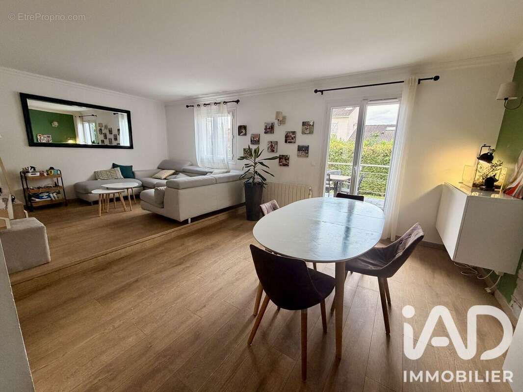 Photo 3 - Maison à SOISY-SUR-SEINE