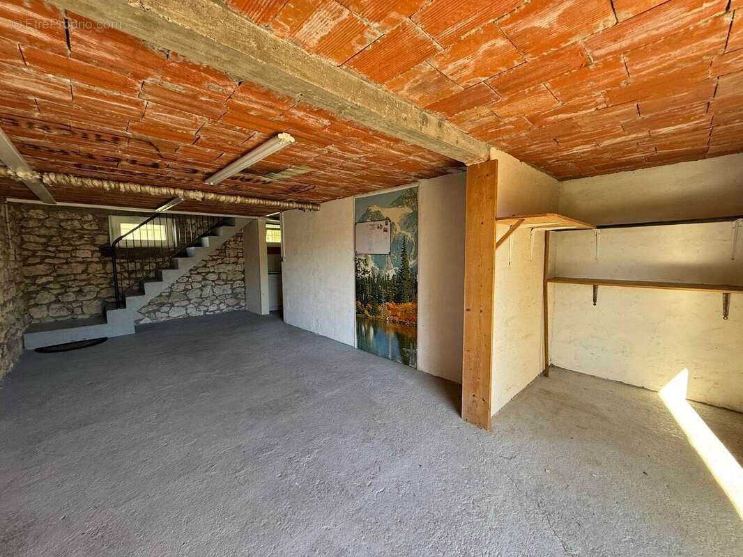 Cahors: sans travaux et louée - photo 11