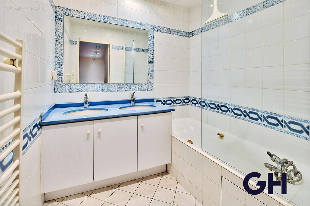 Appartement à LYON-4E