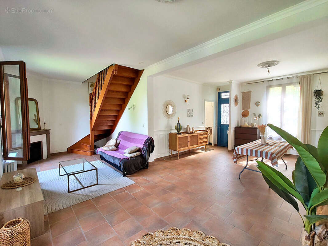Maison à VILLEMOMBLE