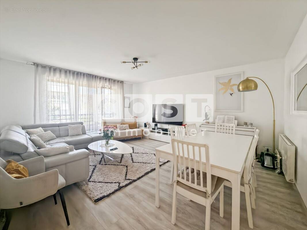Appartement à ASNIERES-SUR-SEINE
