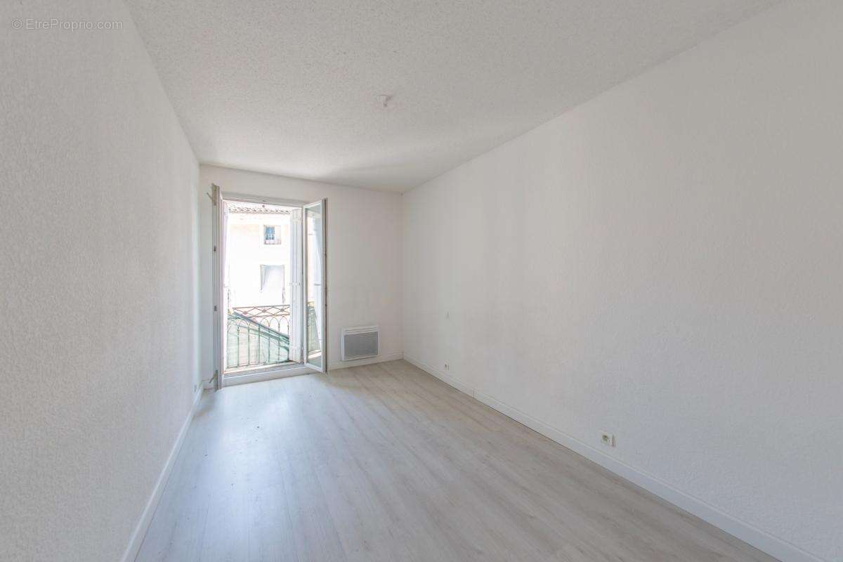 Clermont-l’hérault (34800) – appartement 4 pièces – 3 chambres – séjour 30m² – exposition sud-est – dpe b - photo 7