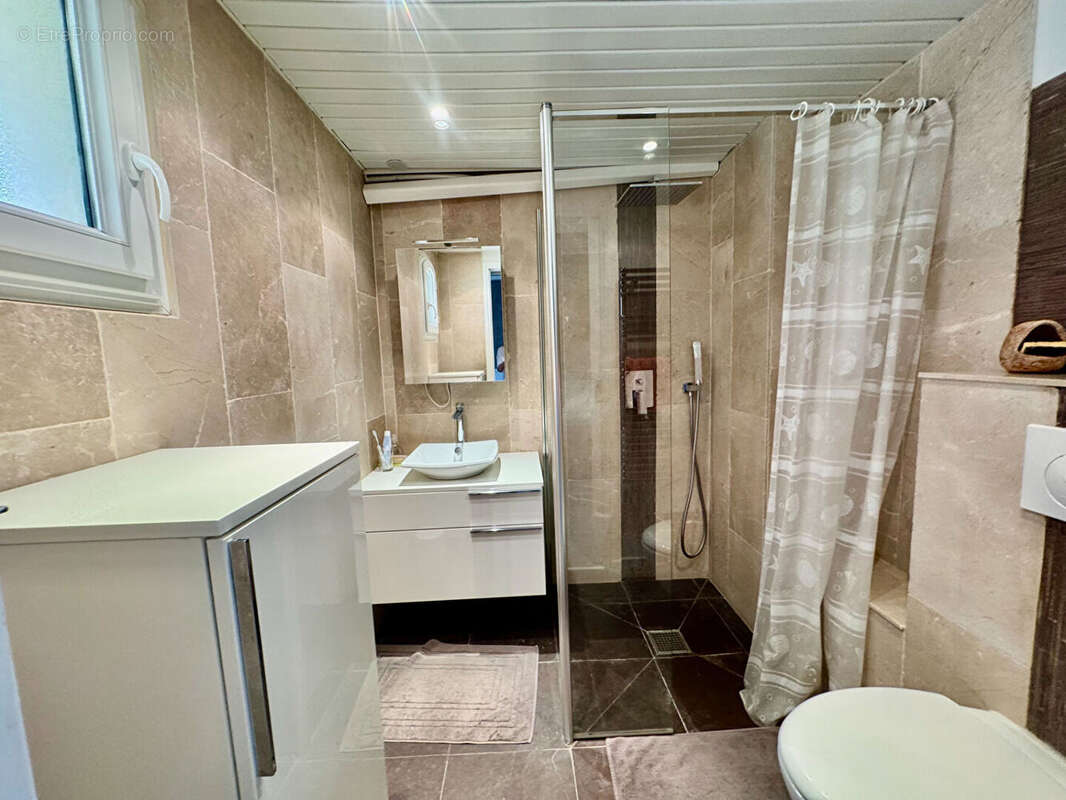 Appartement à SAUSSET-LES-PINS