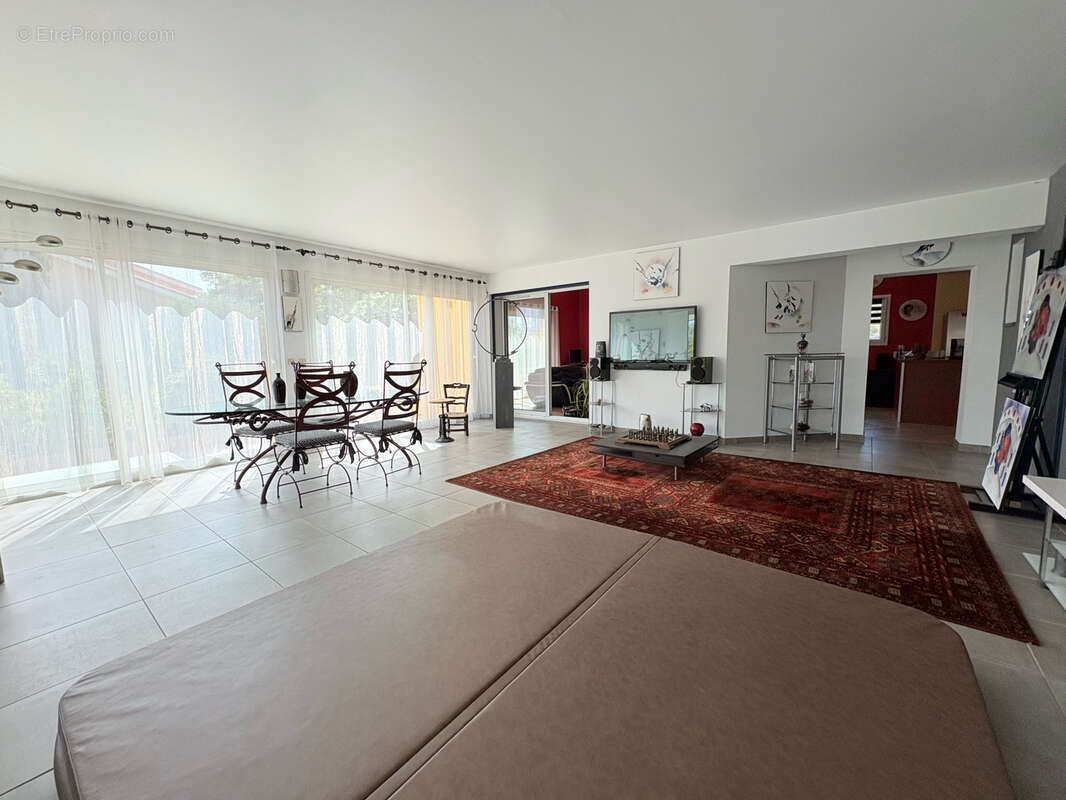 Maison à CANET-EN-ROUSSILLON