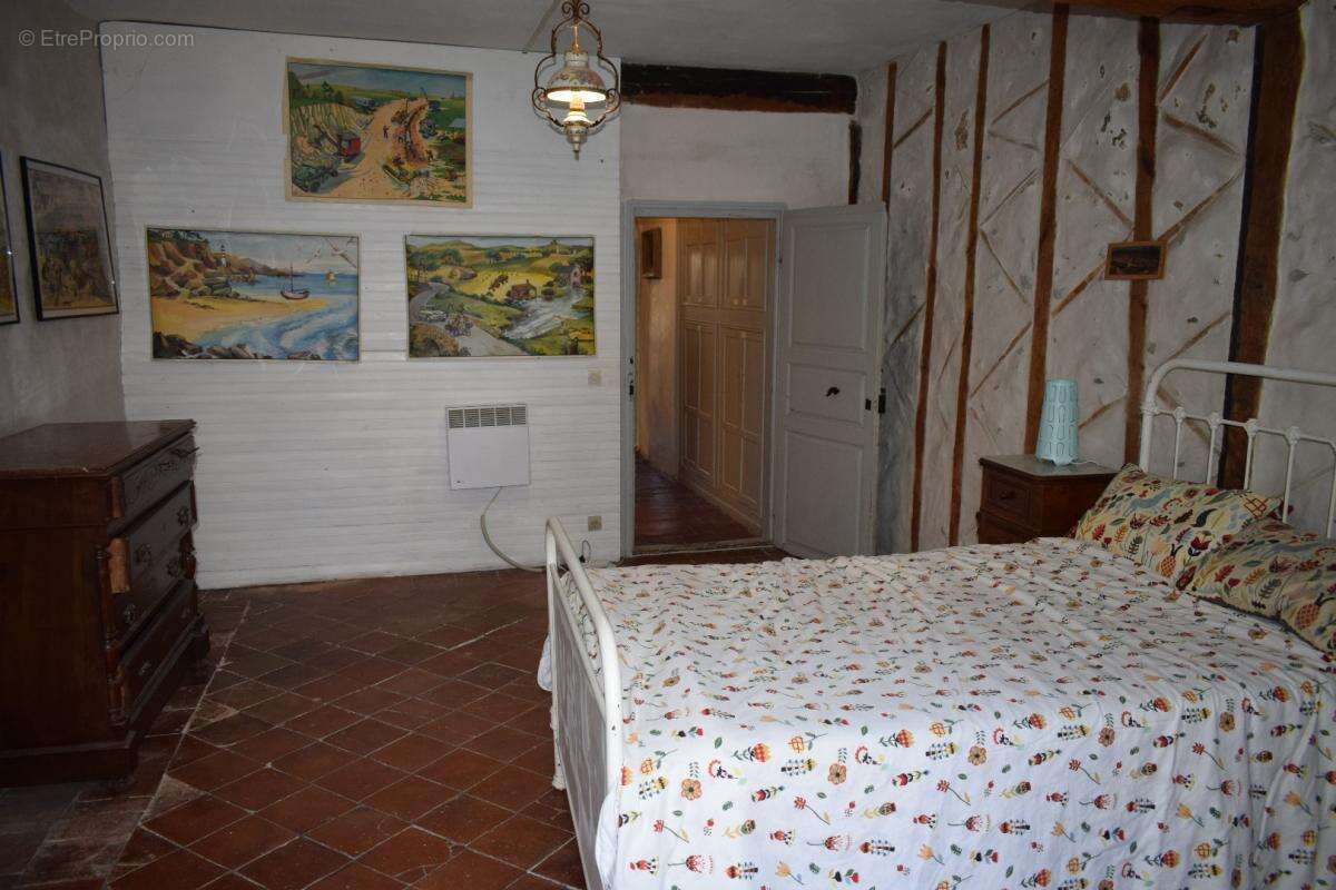 Maison 190 m² à Quillan  - photo 9