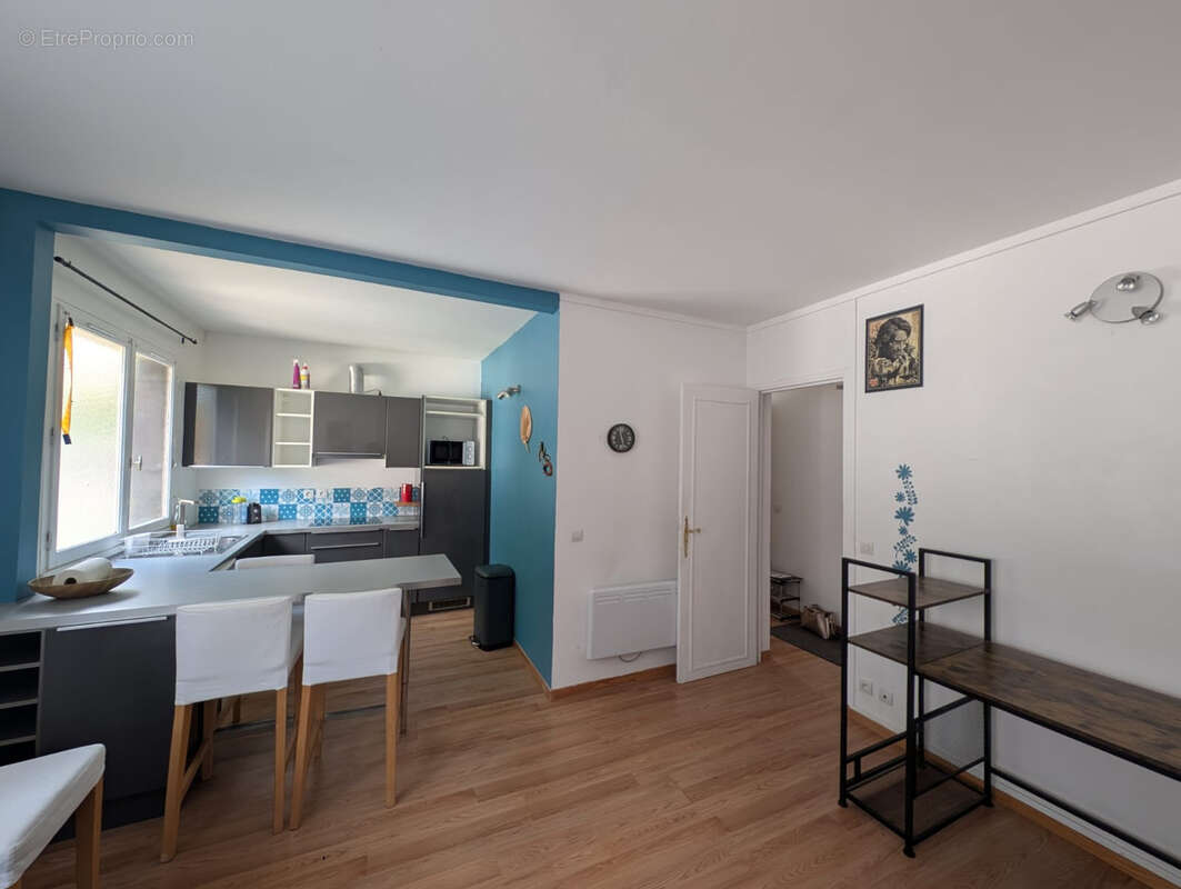 Appartement à BAULNE