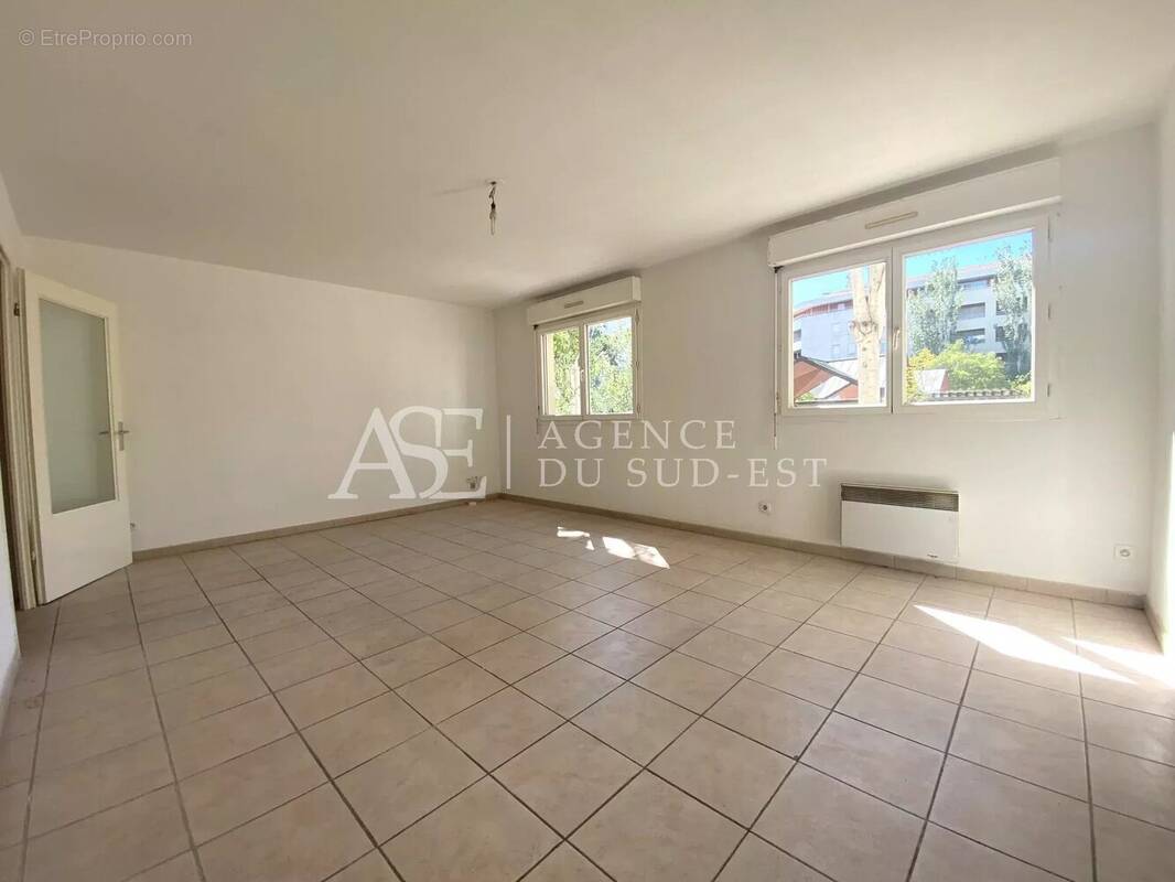 Appartement à AIX-EN-PROVENCE