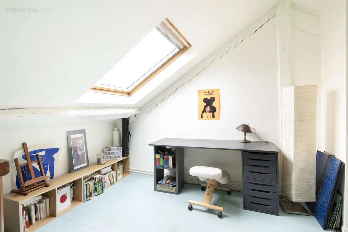 Appartement à PARIS-10E