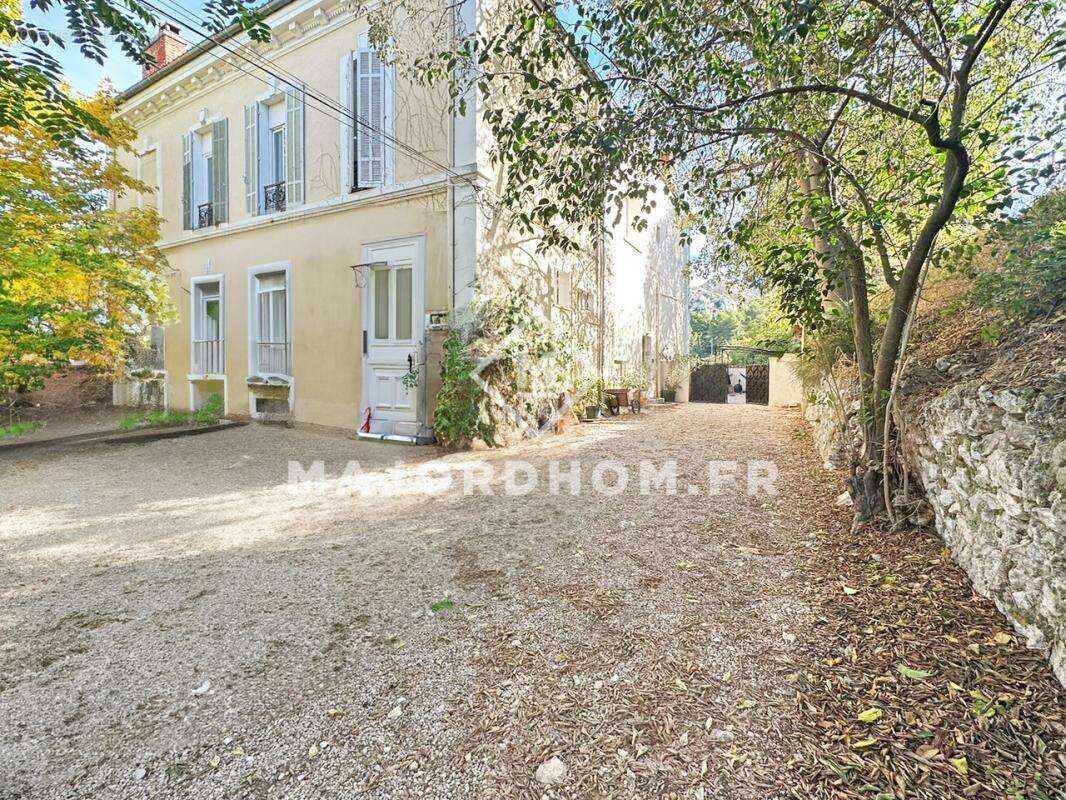 Appartement à MARSEILLE-10E