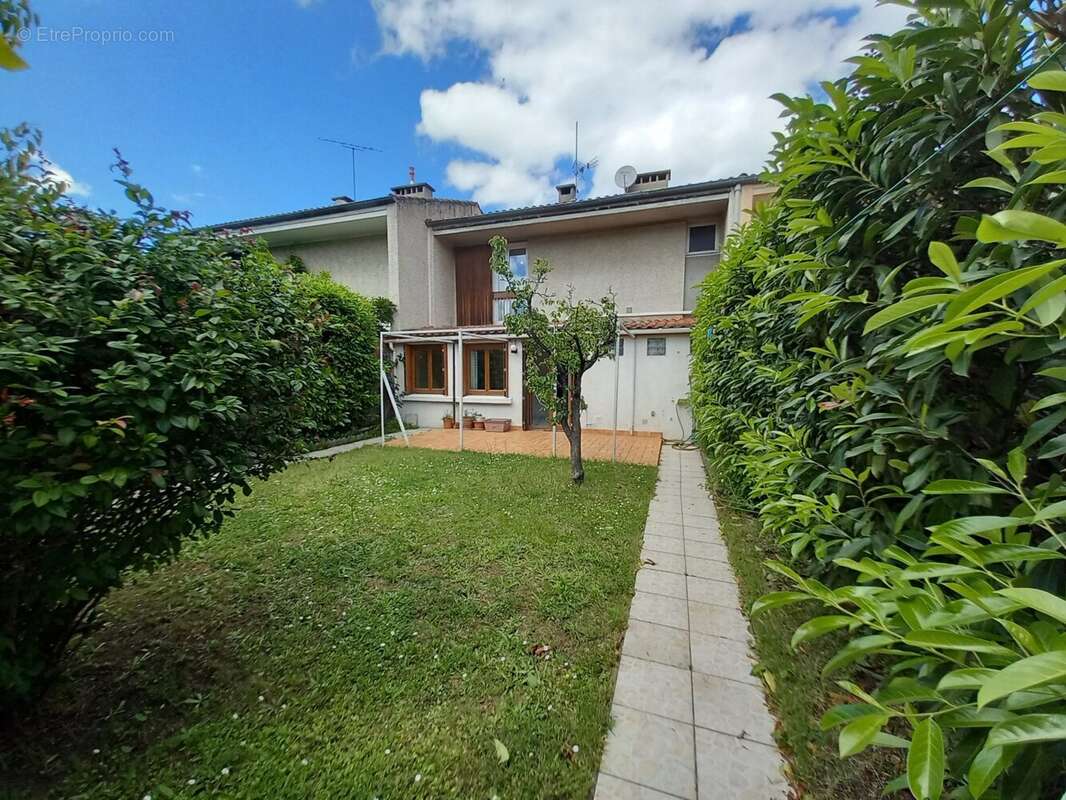 Maison à COLOMIERS